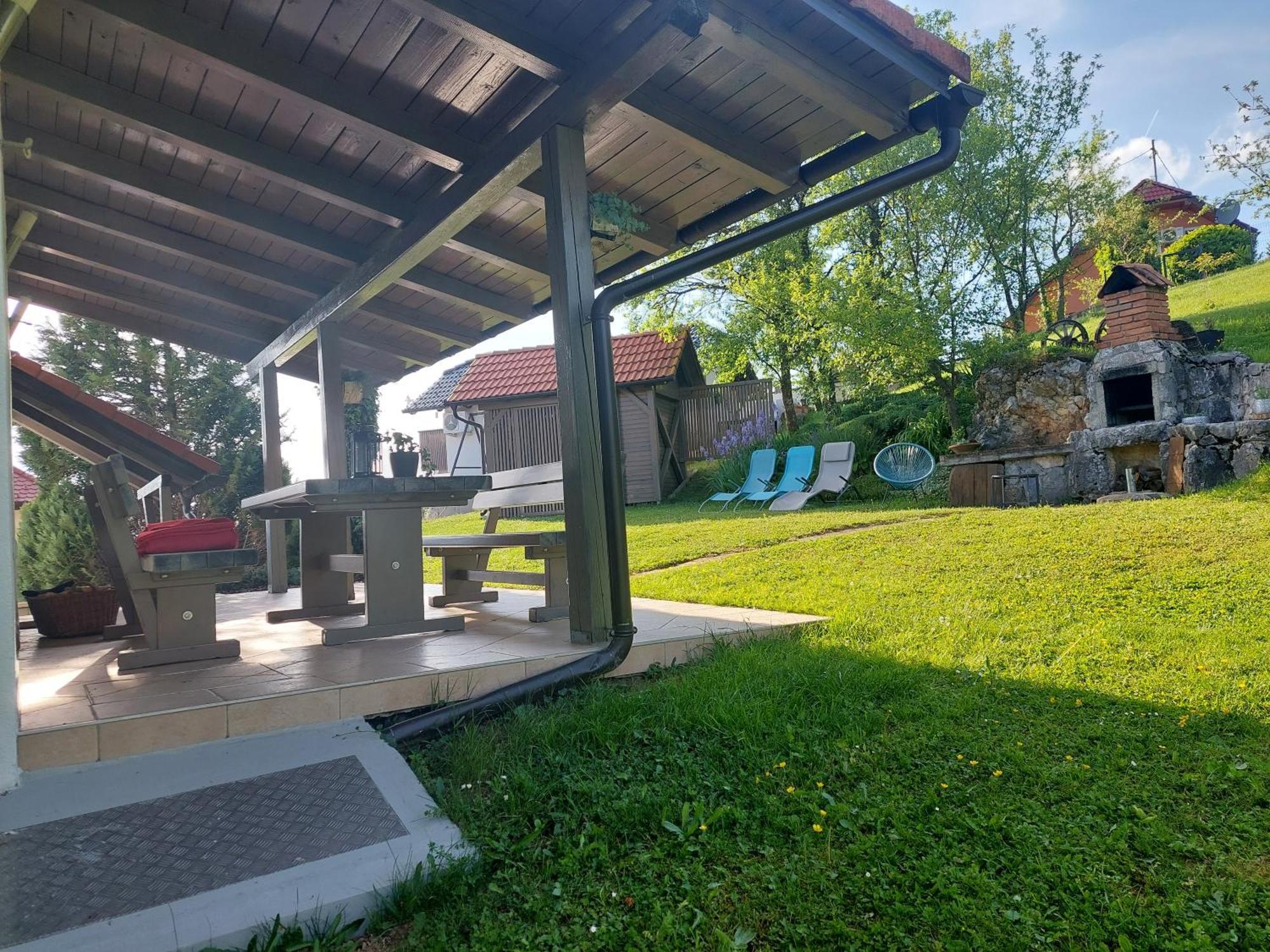 Vineyard Cottage Klemencic Novo Mesto Exterior foto